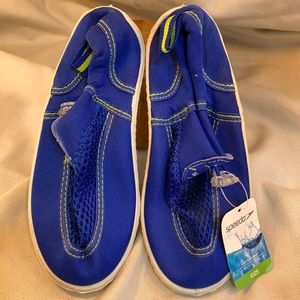NWT Speedo water shoes Royal Blue